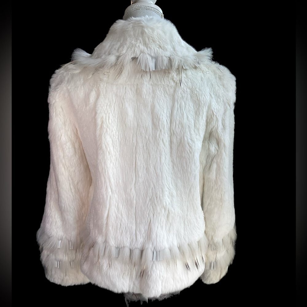 Elegant White Rabbit Fur Jacket - Picture 7 of 13